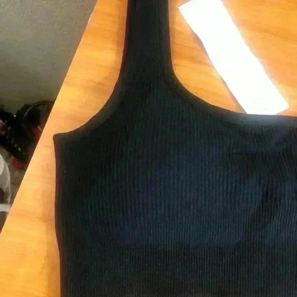 Silk & Salt black ribbed cropped tank sz L NWT - Picture 3 of 6